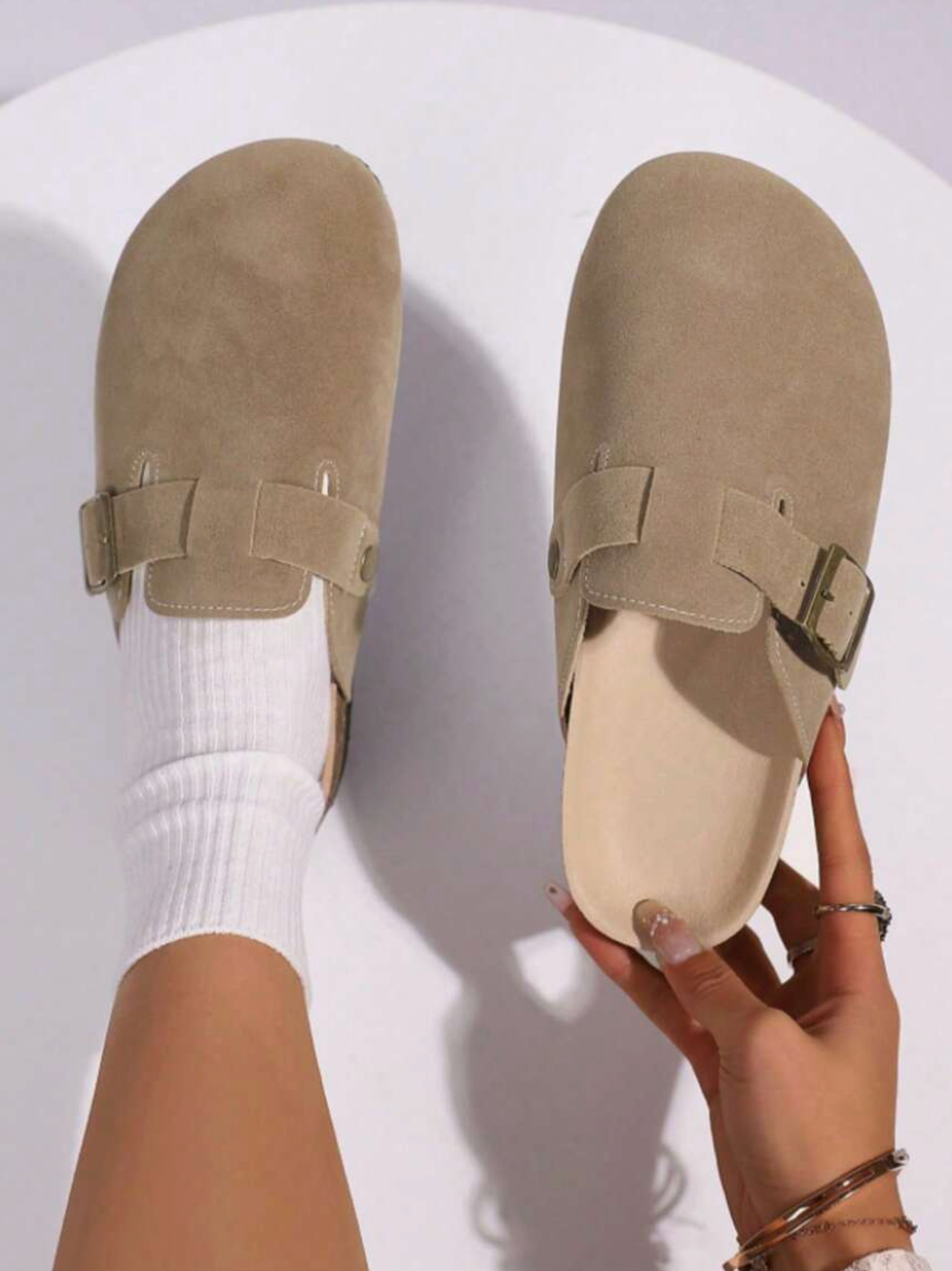 Mules Elegance Hebilla – Suela Gruesa